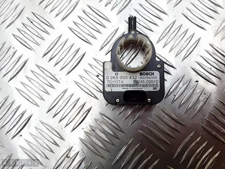Toyota Corolla E120 E130 (2000 - 2004) 8924502010 Датчик угла поворота руля — фото 1