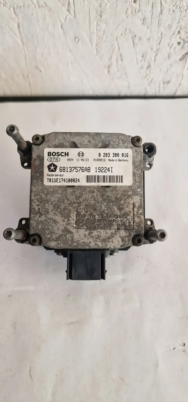 Dodge Durango (2009 - 2013)  68137576AB Блок управления постоянной скорости (cruise)