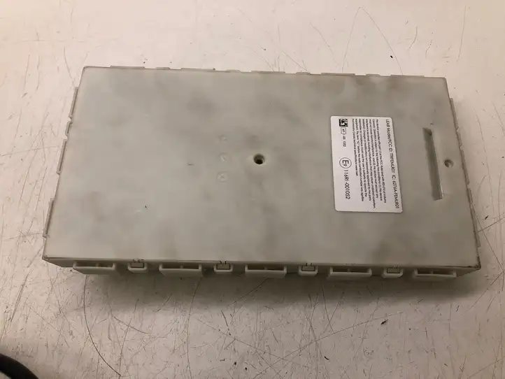 BMW 3 F30 F35 F31 (2012 - 2018) 930354101 Модуль комфорта — фото 2