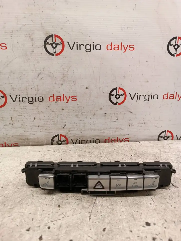 Mercedes-Benz C W204 (2007 - 2014)  A2049050302 Другие блоки управления / модули