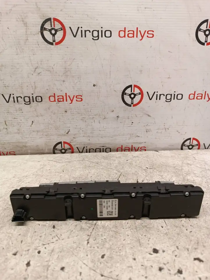 Mercedes-Benz C W204 (2007 - 2014)  A2049050302 Другие блоки управления / модули