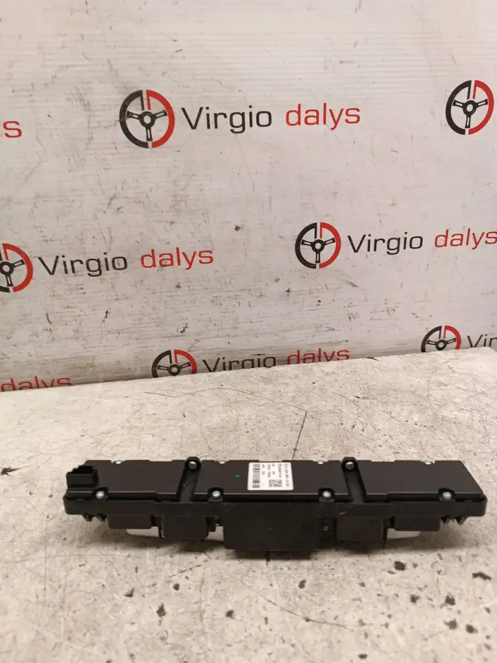 Mercedes-Benz C W204 (2007 - 2014)  A2049050302 Другие блоки управления / модули