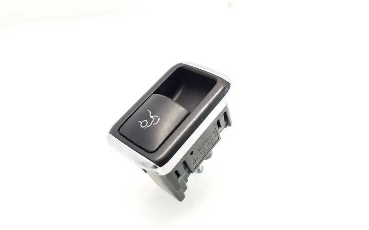 Mercedes-Benz E W212 (2009 - 2016) A2079050051 Кнопка закрытия крышки багажника — фото 1