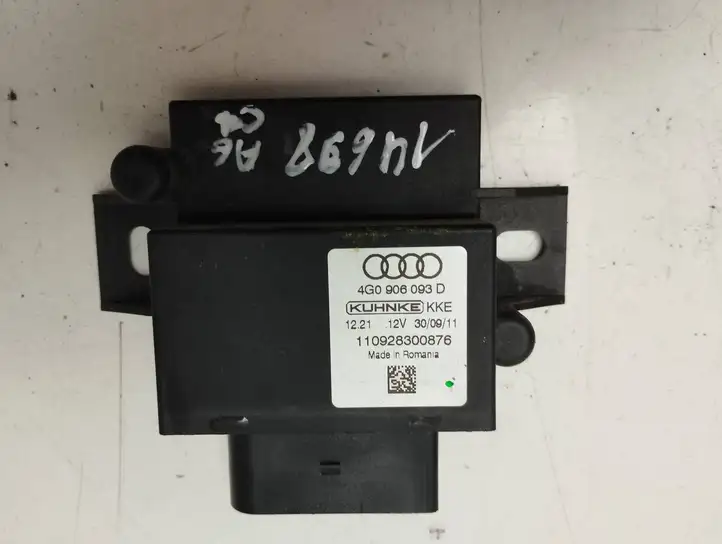 Audi A6 C7 (2011 - 2014) 4G0906093D Прочие блоки управления — фото 1