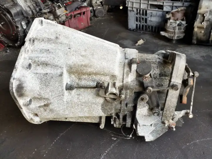 Mercedes-Benz Vito Viano W639 (2003 - 2010) A6392602300 Механическая коробка передач, 6 передач — фото 1