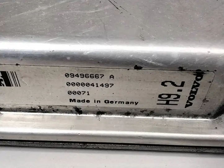 Volvo V70 (1997 - 2000)  0281001776 Блок управления двигателя