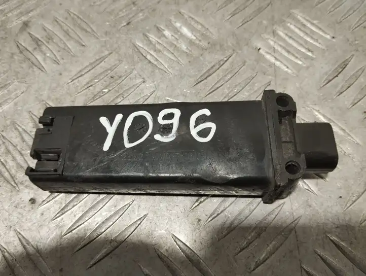 BMW 7 F01 F02 F03 F04 (2008 - 2016)  6857938 Датчик давления покрышек