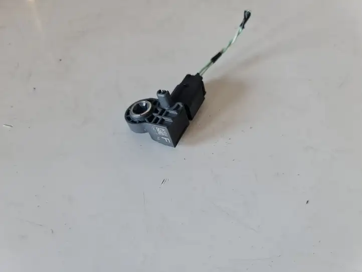 Volvo XC90 (2014 - 2019)  31451531 Датчик удара надувных подушек