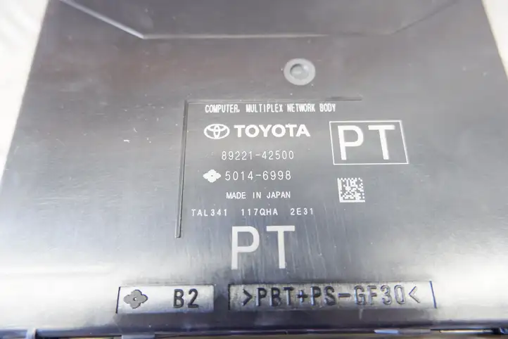 Toyota RAV 4 (XA50) (2018 - ) 8922142500 Модуль комфорта — фото 9