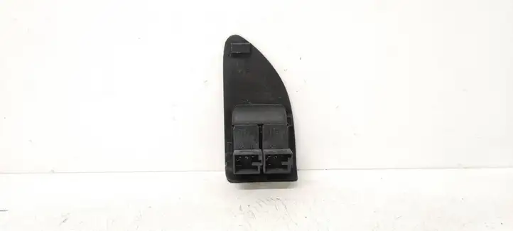 Volkswagen PASSAT B5.5 (2001 - 2005) 1J0959831A Кнопка закрытия крышки багажника — фото 2
