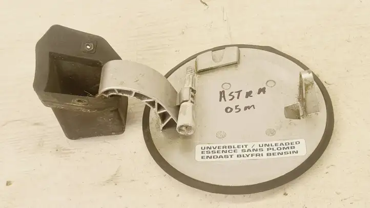Opel Astra H (2004 - 2009) 13111597 Крышка топливного бака — фото 2