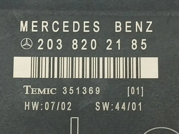 Mercedes-Benz C W203 (2000 - 2007) 2038202185 Блок управления дверью — фото 5