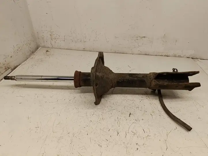 Toyota Yaris Verso (1999 - 2005)   Передний амортизатор