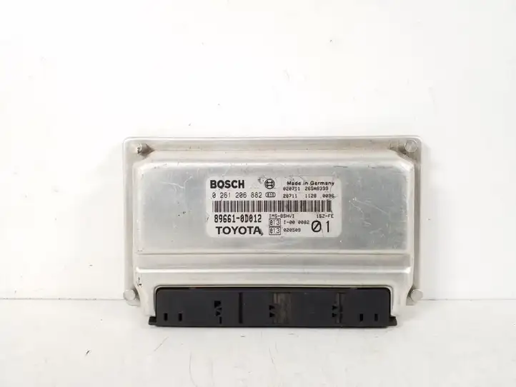Toyota Yaris (1999 - 2003) 89661-0D012 Блок управления двигателем (ЭБУ) — фото 1