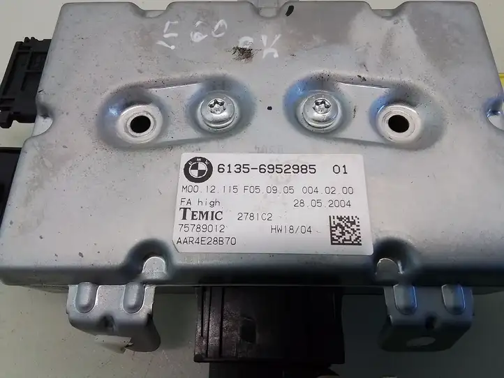 BMW 5 E60 E61 (2004 - 2010) 61356952985 Блок управления дверью — фото 4