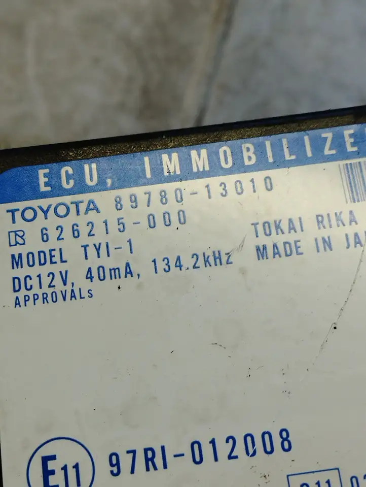 Toyota Corolla Verso E121 (2001 - 2004) 8978013010 Блок иммобилайзера — фото 3