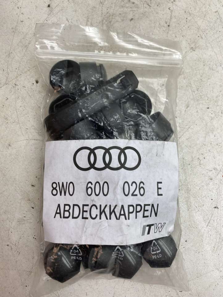 8W0600026E Audi Q2 - Slapukai