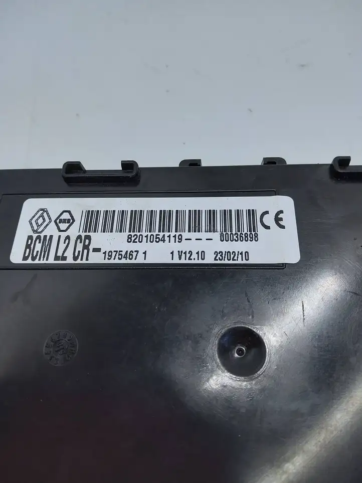 Renault Clio III (2005 - 2012) 8201054119 Прочие блоки управления — фото 3