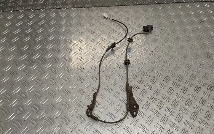 Toyota Prius+ (ZVW40) (2011 - 2018) Проводка заднего датчика ABS — фото 3