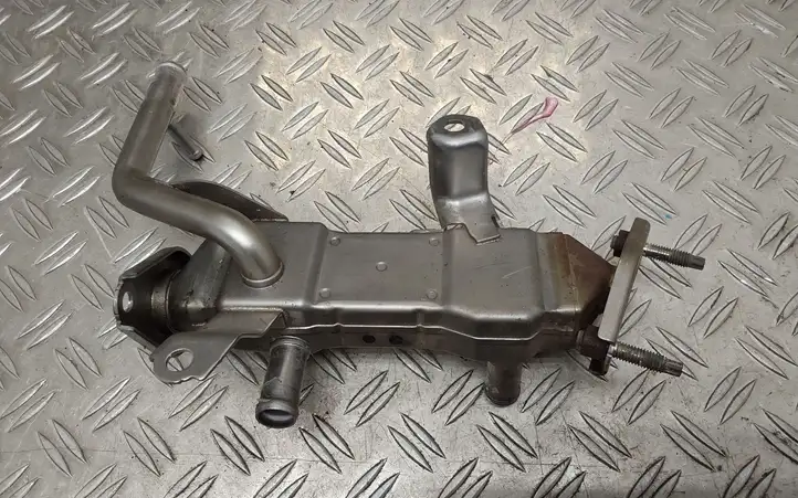 Toyota Prius+ (ZVW40) (2011 - 2018) 2560137010 Охладитель клапана EGR — фото 2