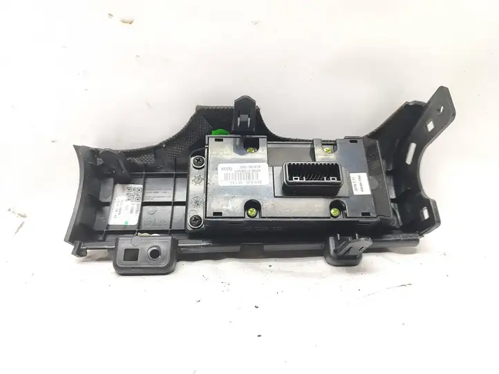 Kia Sportage (2014 - 2016) 93700F1230WK Блок кнопок на панели — фото 2