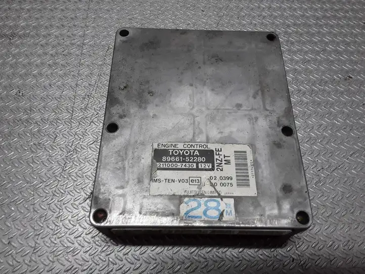 Toyota Yaris Verso (1999 - 2005) 8966152280 Блок управления двигателем (ЭБУ) — фото 1