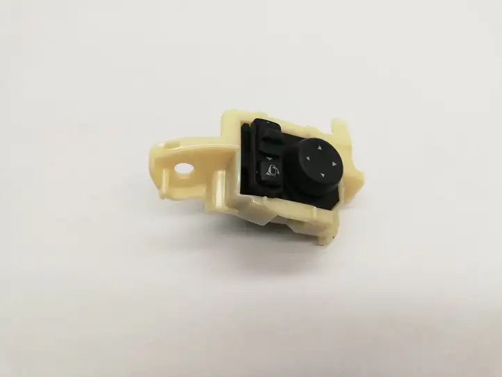 Nissan Juke I F15 (2010 - 2018) Блок кнопок на панели — фото 1