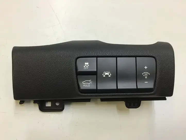 Kia Sportage (2016 - 2018) 93700F1720WK Блок кнопок на панели — фото 1