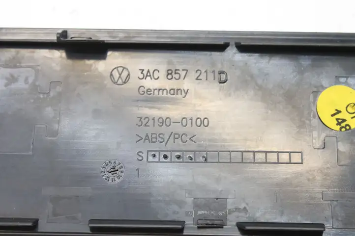 Volkswagen PASSAT B7 (2011 - 2014) 3AC857211D Прочие детали салона — фото 8
