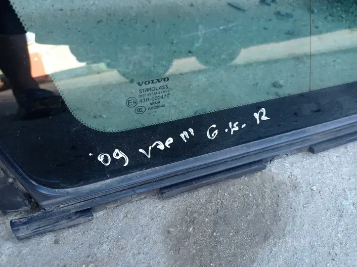 Volvo V70 (2007 - 2013) Заднее боковое стекло — фото 2