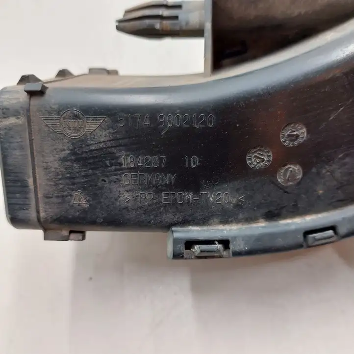 Mini Cooper Countryman R60 (2010 - 2016) 9802120 Детали воздухозаборника — фото 3
