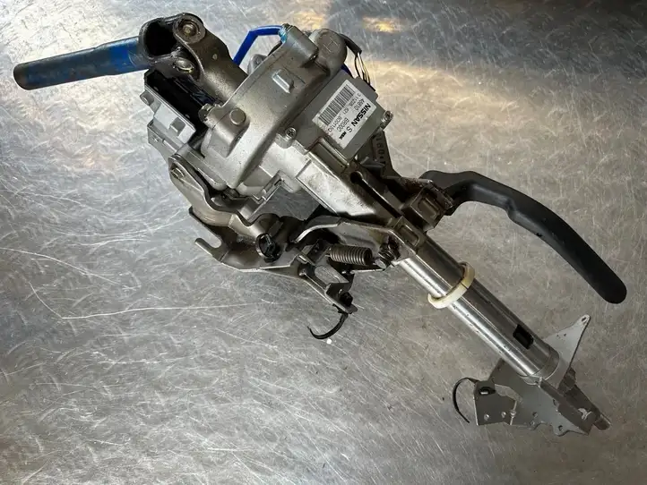 Nissan Qashqai (2010 - 2013) 48810BR00C Насос гидроусилителя руля — фото 1