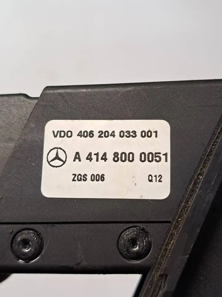 Mercedes-Benz Vaneo W414 (2001 - 2005) A4148000051 Привод замка крышки топливного бака — фото 3