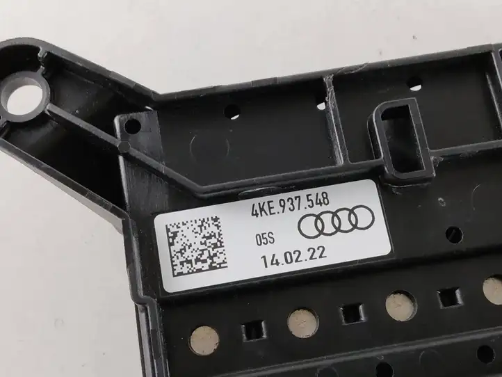 Audi e-tron (2018 - ) 4KE937548 Клеммный узел плюсовых проводов — фото 4