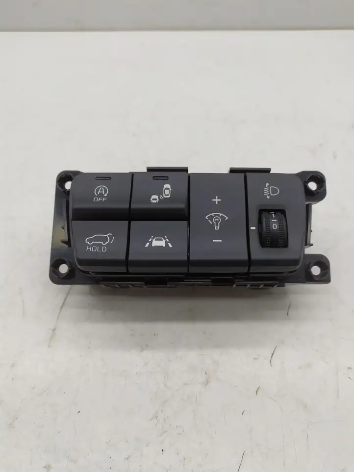 Kia Sportage (2016 - 2018) 93700F1NF0WK Блок кнопок на панели — фото 1