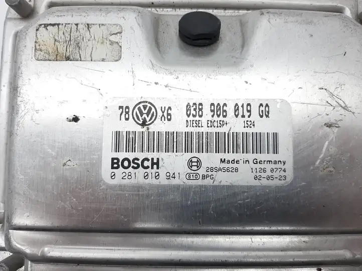 Volkswagen PASSAT B5.5 (2001 - 2005) 038906019GQ Блок управления двигателем (ЭБУ) — фото 2