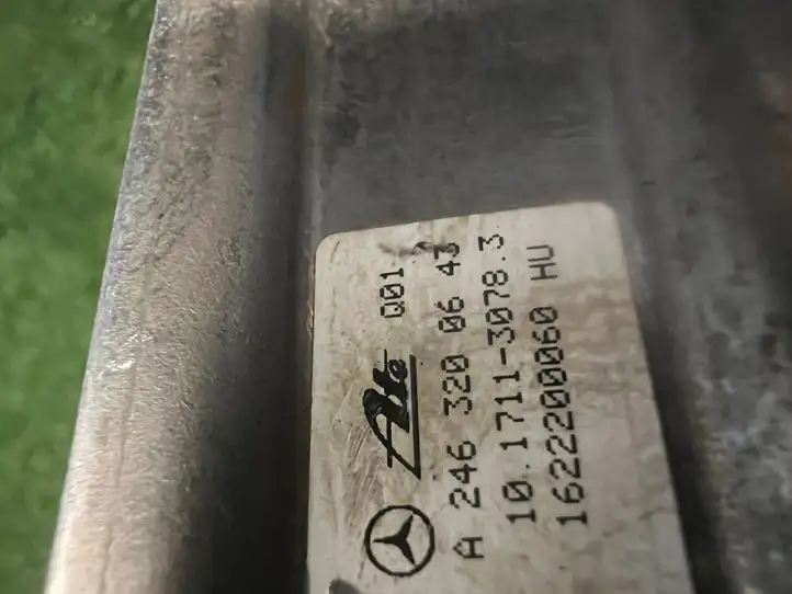 Mercedes-Benz CLA C117,X117,W117 (2013 - 2019) A2463200643 Датчик удара SRS — фото 2