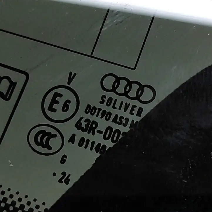 Audi Q8 (2018 - ) 4M8845298P Заднее боковое стекло — фото 6