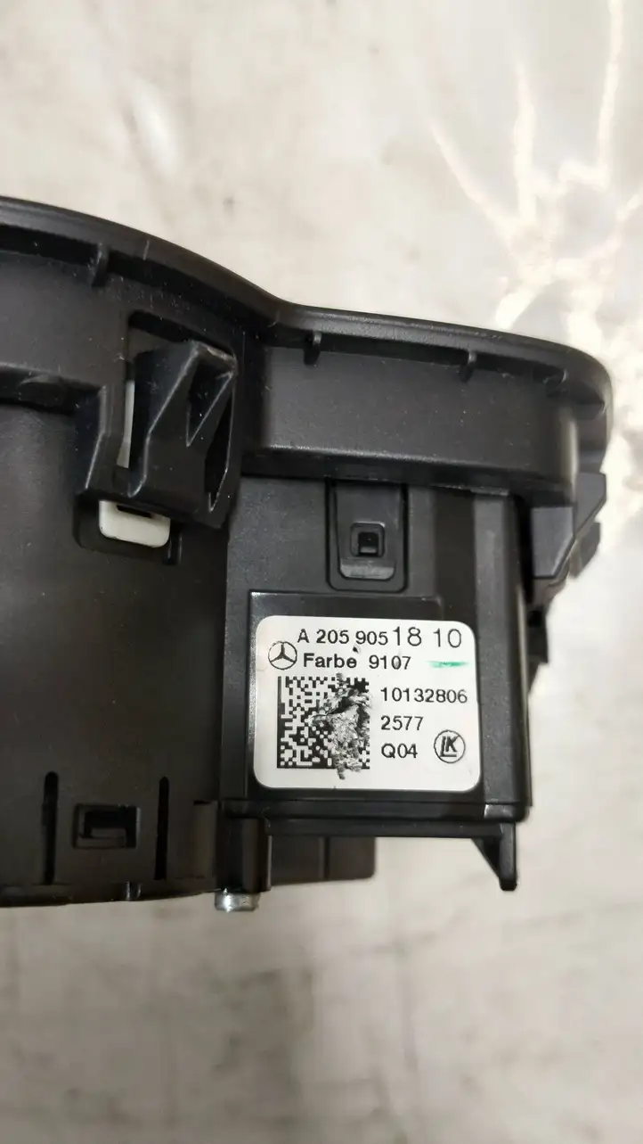 Mercedes-Benz GLC X253/C253 (2015 - ) A2059058309 Блок кнопок на панели — фото 6