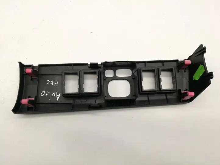 Toyota Avensis T270 (2009 - 2012) 5544605050 Блок кнопок на панели — фото 4