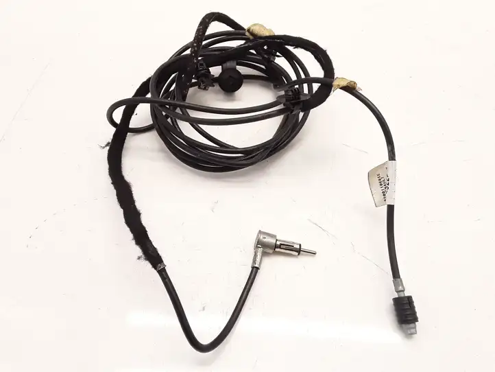 Renault Megane II (2006 - 2008) 8200110685E Прочая электропроводка — фото 1