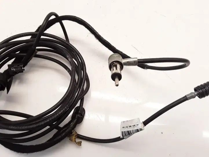 Renault Megane II (2006 - 2008) 8200110685E Прочая электропроводка — фото 6