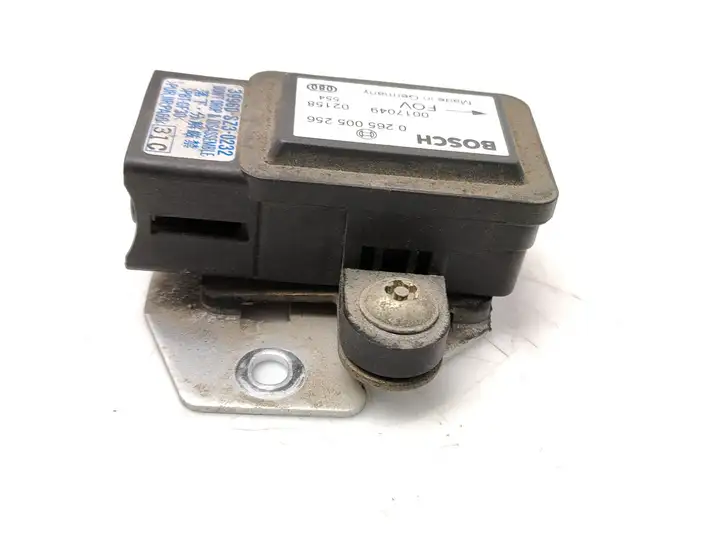 Honda Legend III KA9 (1996 - 2006)  0265005256 Датчик ESP (системы стабильности) (датчик курсовой устойчивости))