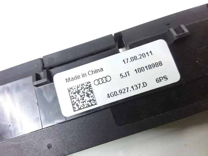Audi A6 C7 (2011 - 2014) 4G0927137D Кнопка парктроника — фото 3