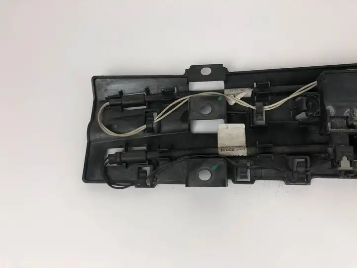Maserati Levante (2017 - ) 670033698 Датчик открытия крышки багажника — фото 5