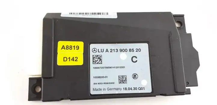 Mercedes-Benz E W213 (2016 - )  A2139008520 Блок управления зажигания