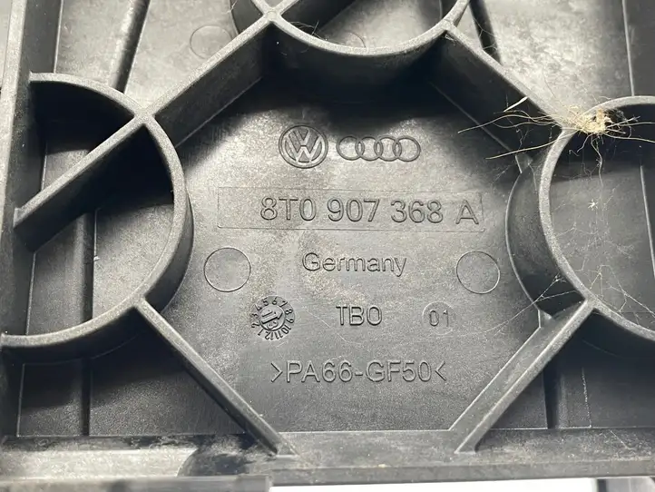 Audi A4 S4 B8 8K (2011 - 2015) 8T0907368A Кронштейн GPS-навигатора — фото 2