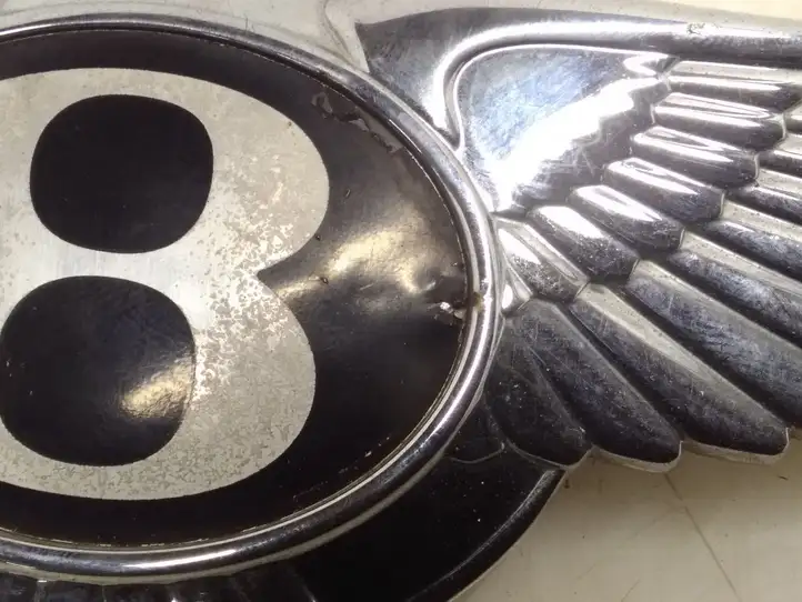 Bentley Continental (2003 - 2017) Z1288 Кнопка закрытия крышки багажника — фото 5