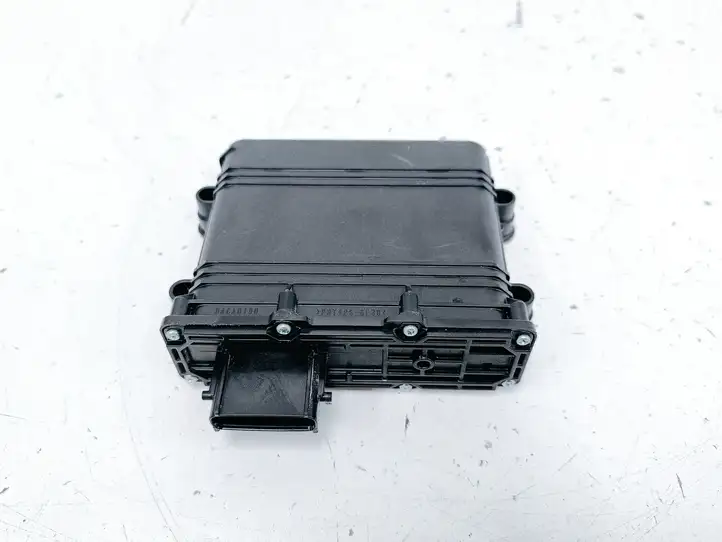 Toyota bZ4X (2021 - ) 8968048030 Блок управления тормозной системой — фото 1