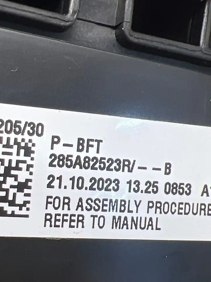 Renault Clio V (2019 - ) 285A82523R Плюсовой провод аккумулятора — фото 6